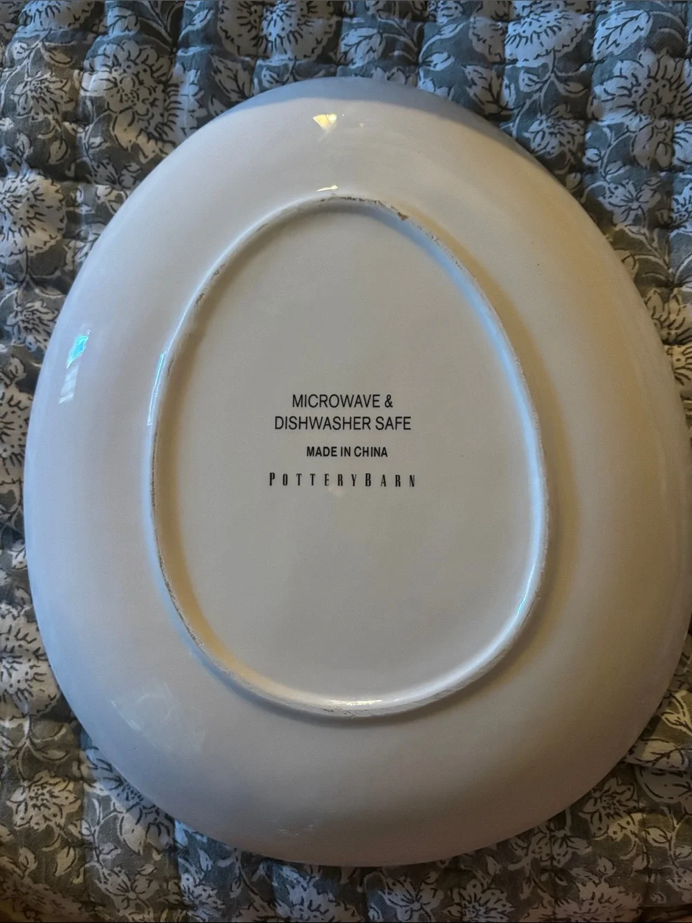 ❤️… Pottery Barn Botanical Rabbit Decorative plates in Green, Blue, Cream, Brown